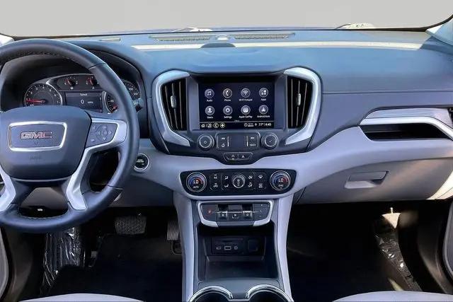 2023 GMC Terrain FWD SLT