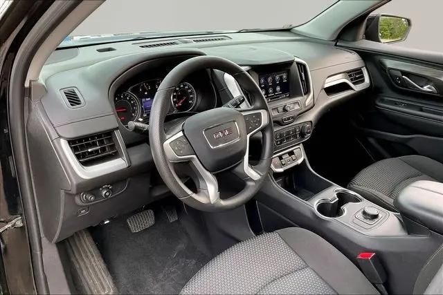 2024 GMC Terrain FWD SLE