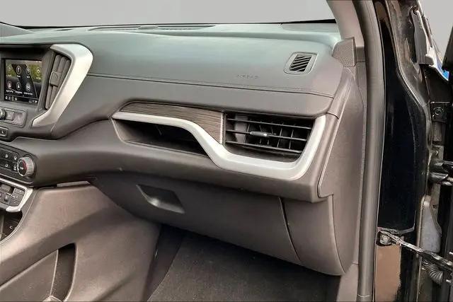 2024 GMC Terrain FWD SLE