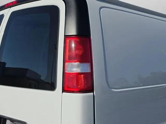 2026 Chevrolet Express Cargo Van 2500 Extended Wheelbase, WT, RWD