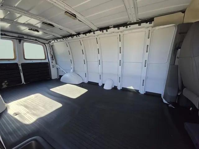 2026 Chevrolet Express Cargo Van 2500 Extended Wheelbase, WT, RWD