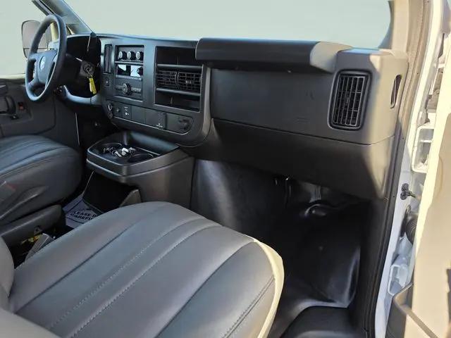 2026 Chevrolet Express Cargo Van 2500 Extended Wheelbase, WT, RWD