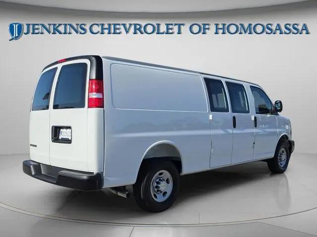 2026 Chevrolet Express Cargo Van 2500 Extended Wheelbase, WT, RWD