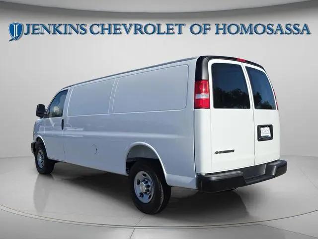 2026 Chevrolet Express Cargo Van 2500 Extended Wheelbase, WT, RWD