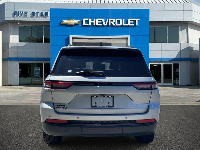 2022 Jeep Grand Cherokee Altitude 4x4