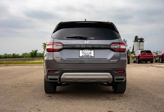 2025 Honda Pilot Touring