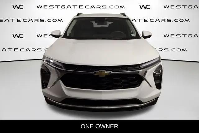 2025 Chevrolet Trax FWD LT