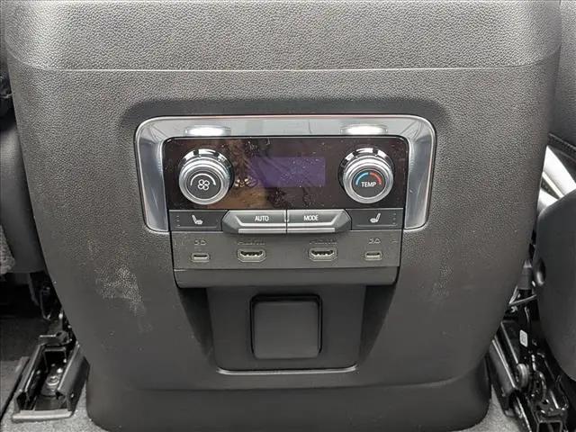 2026 GMC Yukon XL 4WD Elevation