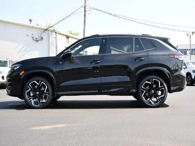 2026 Volkswagen Tiguan SEL R-Line Turbo