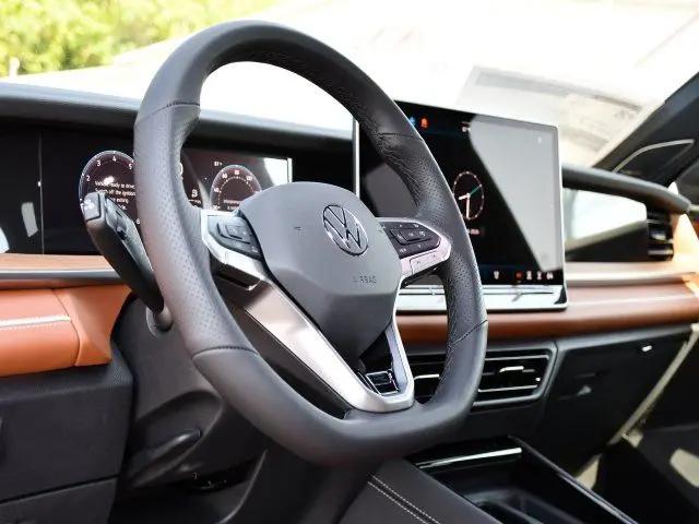 2026 Volkswagen Tiguan SEL R-Line Turbo