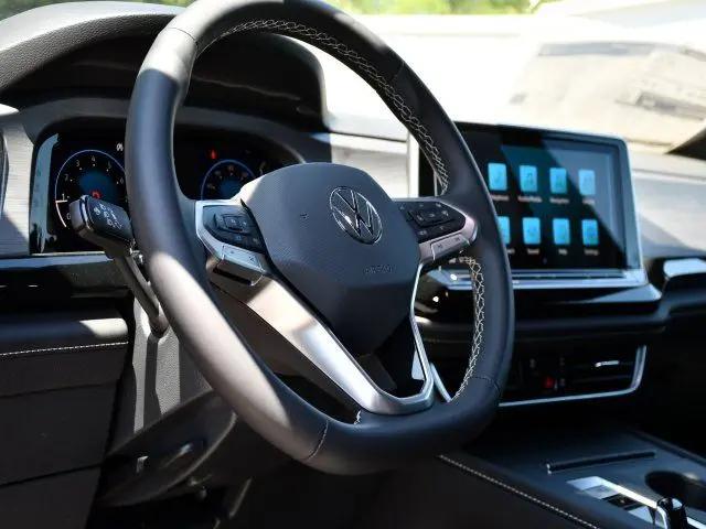 2026 Volkswagen Atlas Cross Sport SE