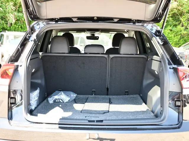 2026 Volkswagen Atlas Cross Sport SE