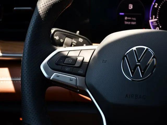 2026 Volkswagen Tiguan SEL R-Line Turbo