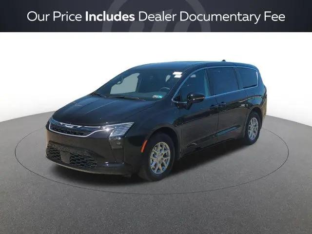 2027 Chrysler Pacifica Select for sale in Wilkes-Barre, PA