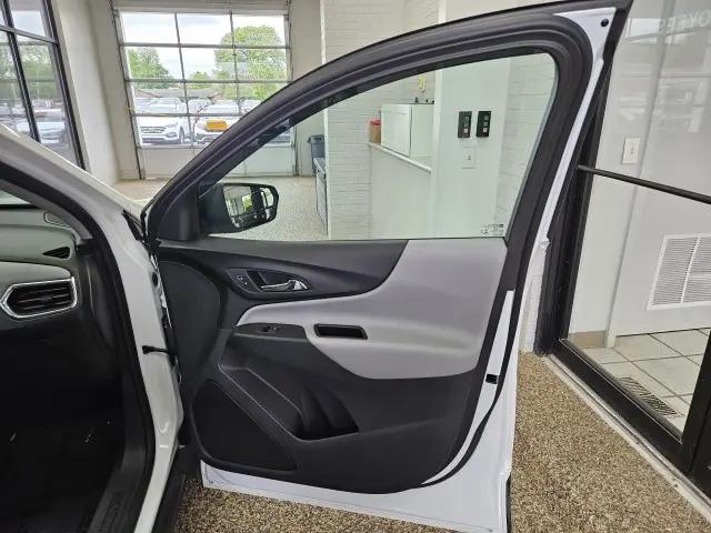 2021 Chevrolet Equinox AWD LS