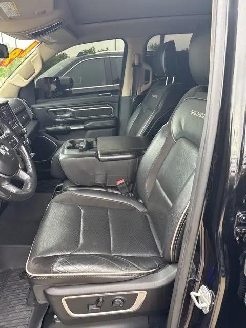 2019 Ram 1500 Laramie Crew Cab 4x4 5'7" Box