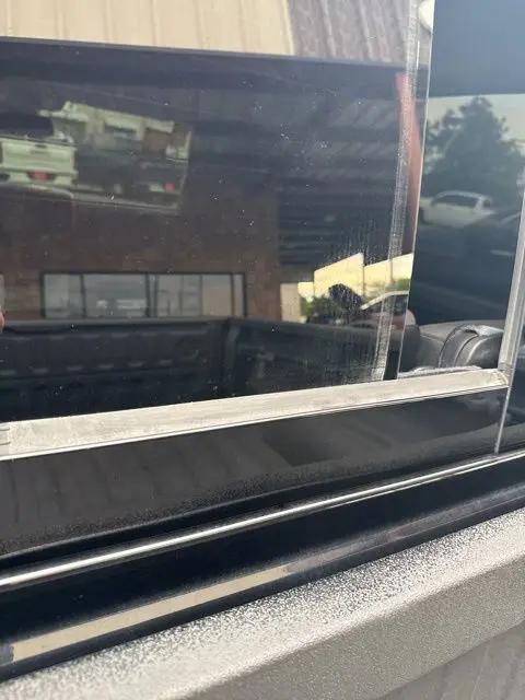 2019 Ram 1500 Laramie Crew Cab 4x4 5'7" Box