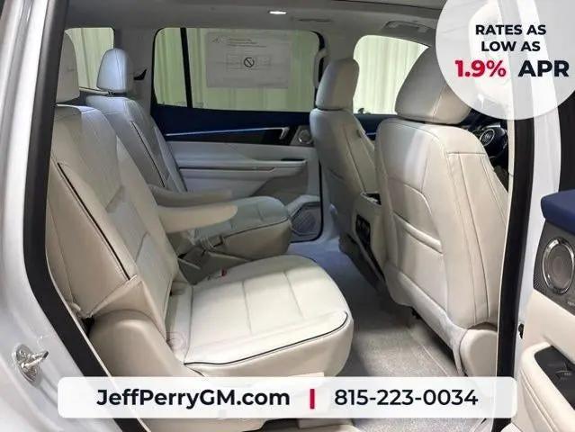 2026 Buick Enclave Avenir FWD