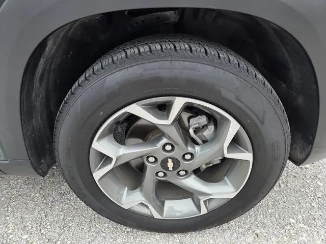2025 Chevrolet Trax FWD LT