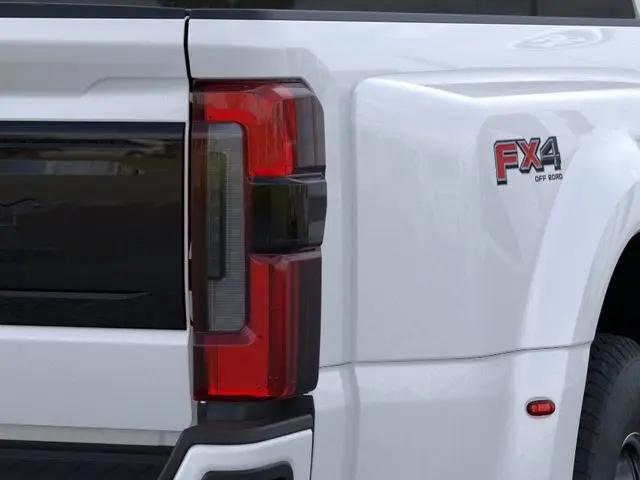 2026 Ford F-350 LARIAT