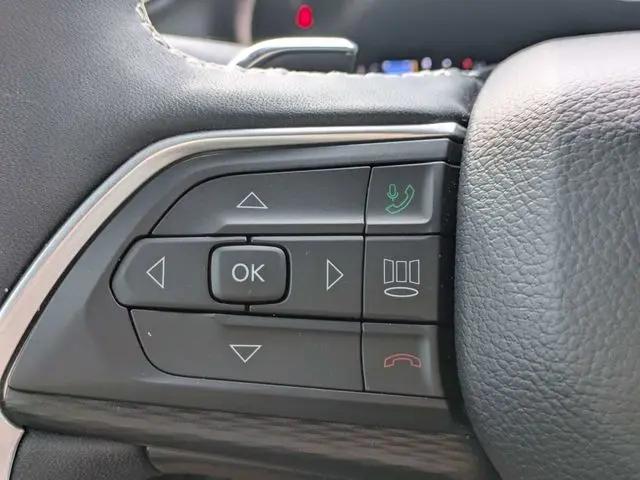 2025 Jeep Grand Cherokee L Altitude 4x4