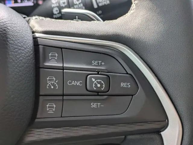 2025 Jeep Grand Cherokee L Altitude 4x4