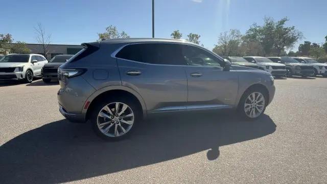 2022 Buick Envision FWD Avenir