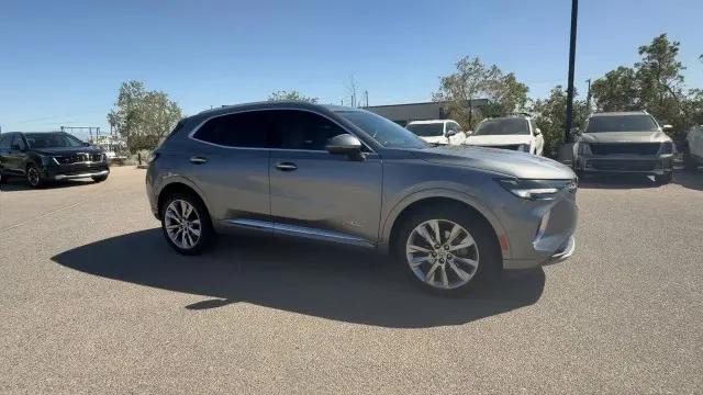 2022 Buick Envision FWD Avenir