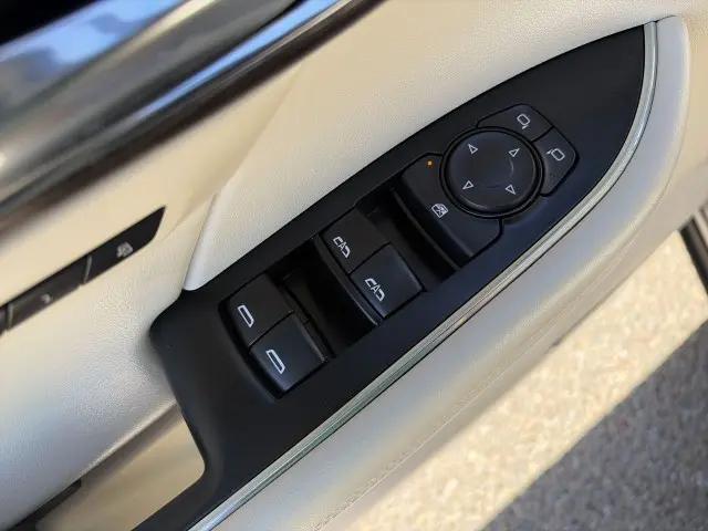 2022 Buick Envision FWD Avenir
