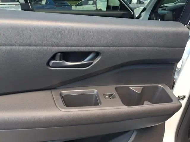 2025 Nissan Pathfinder SV FWD