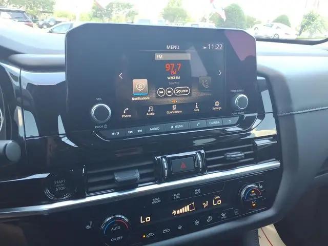 2025 Nissan Pathfinder SV FWD