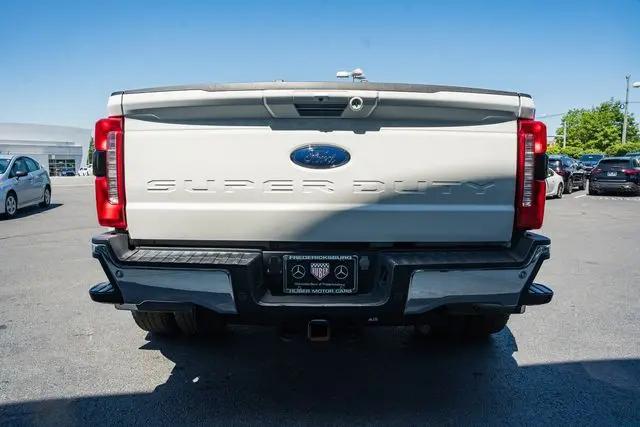 2023 Ford F-350 LARIAT