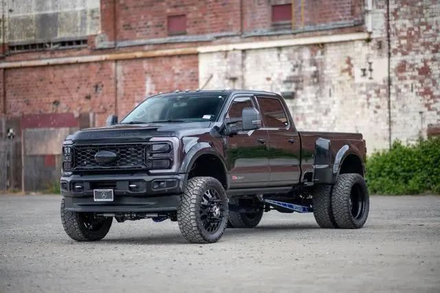 2024 Ford F-450 Limited
