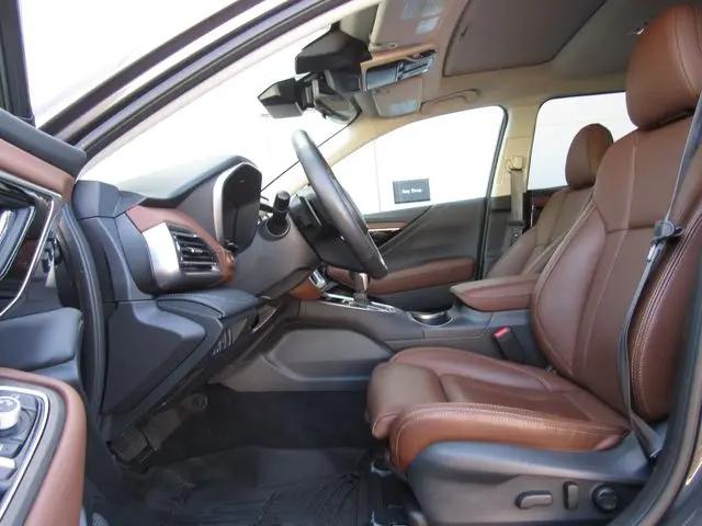 2025 Subaru Outback Touring XT