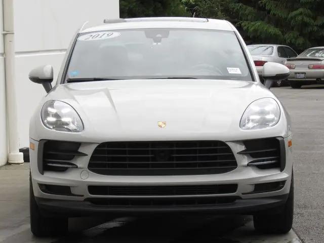 2019 Porsche Macan Macan