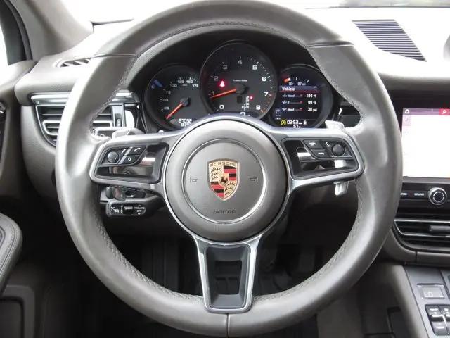 2019 Porsche Macan Macan