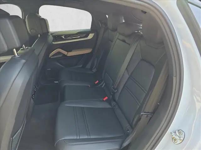 2024 Porsche Cayenne Cayenne