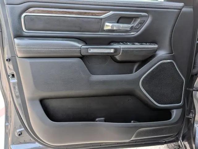 2020 Ram 1500 Laramie Crew Cab 4x4 5'7" Box