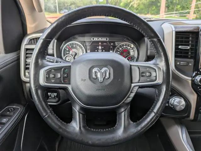 2020 Ram 1500 Laramie Crew Cab 4x4 5'7" Box