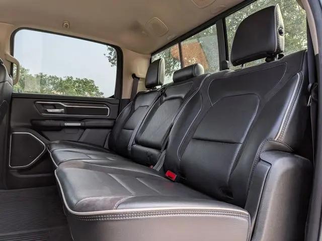 2020 Ram 1500 Laramie Crew Cab 4x4 5'7" Box