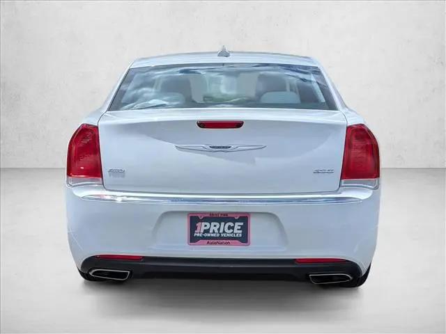 2019 Chrysler 300 Touring AWD