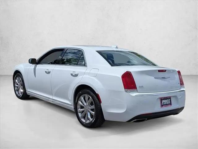 2019 Chrysler 300 Touring AWD