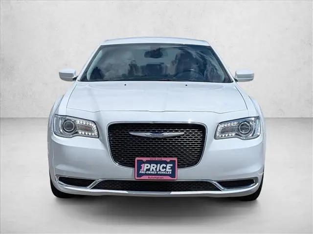 2019 Chrysler 300 Touring AWD