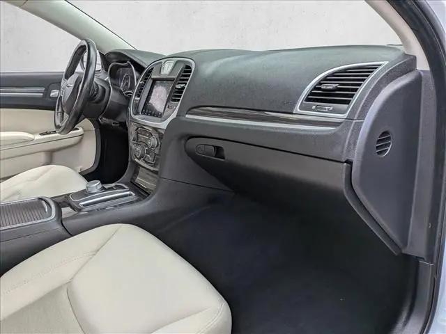 2019 Chrysler 300 Touring AWD