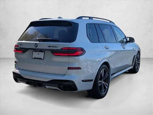 2025 BMW X7 M60i