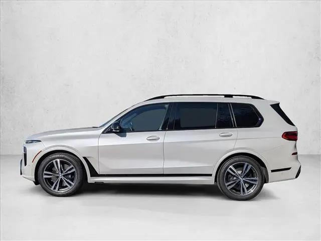 2025 BMW X7 M60i