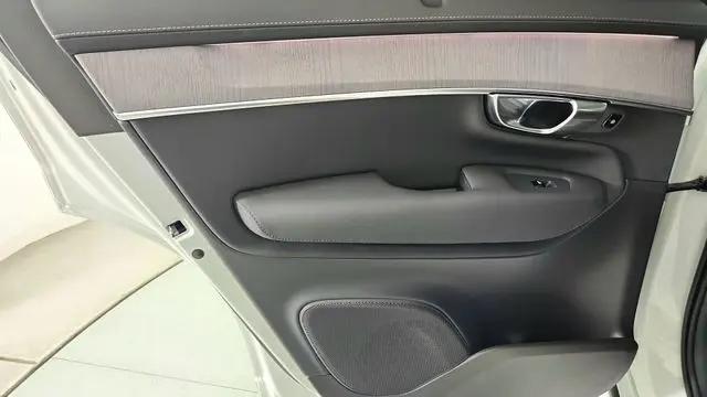 2026 Volvo XC90 Plug-In Hybrid Ultra, T8 AWD, Electric/Gasoline, Bright, 7 Seats
