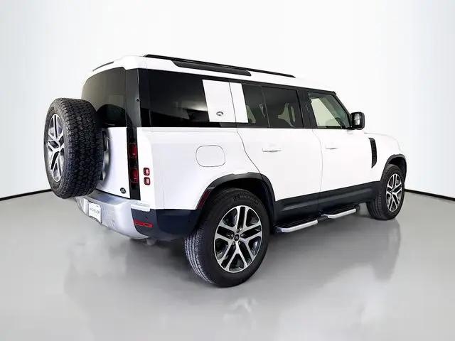 2022 Land Rover Defender 110 Standard