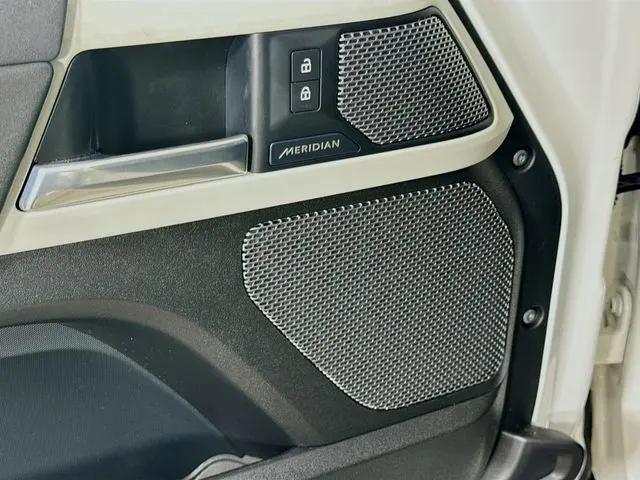 2022 Land Rover Defender 110 Standard