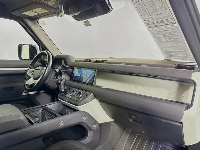 2022 Land Rover Defender 110 Standard